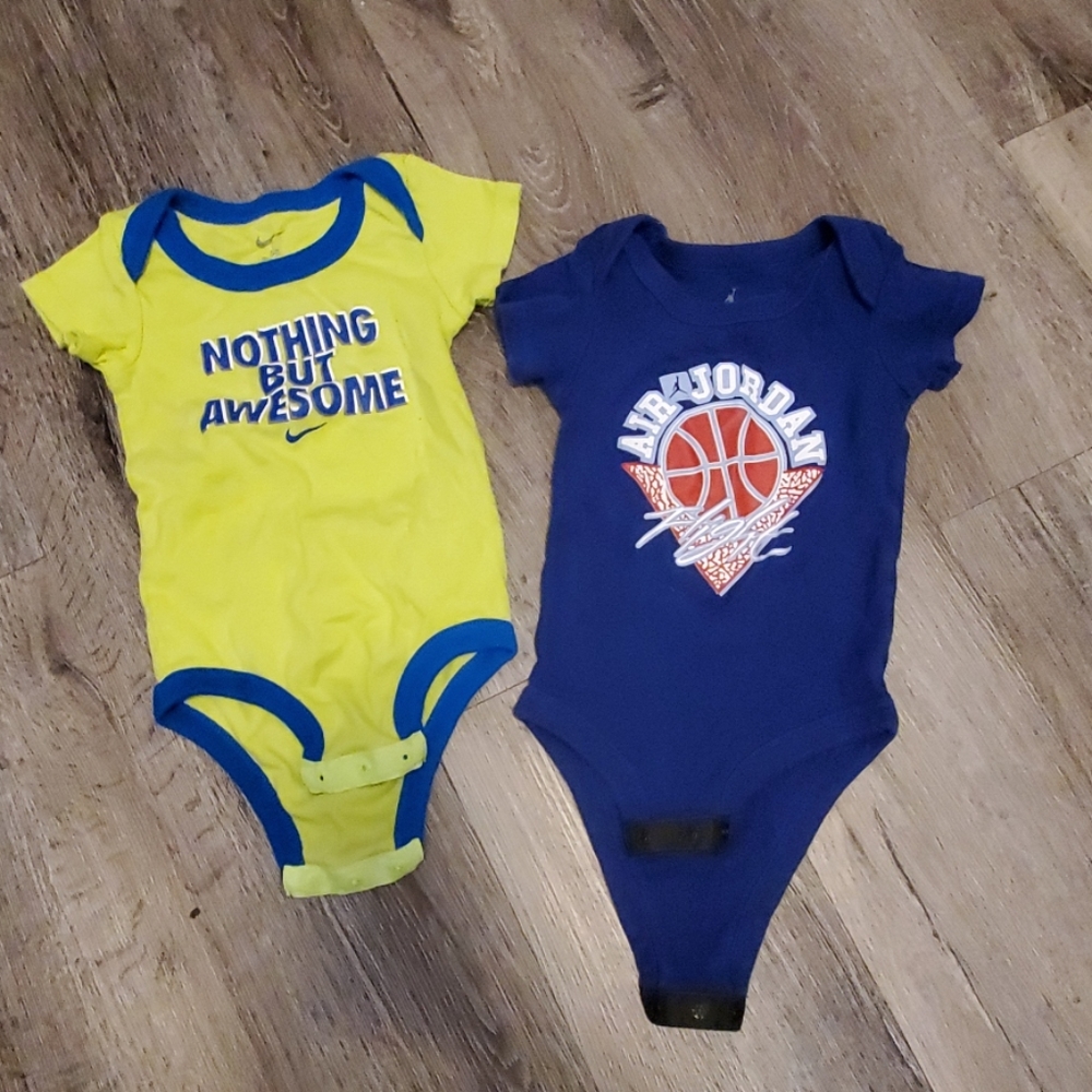 Nike and Jordan Onesie Lot 0-6 months - Picture 1 of 3